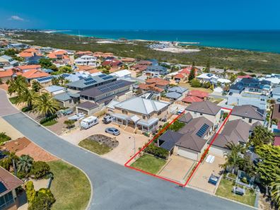 6B Volunteer Place, Ocean Reef WA 6027