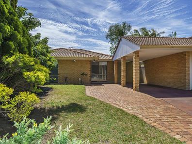 27A Chichester Drive, Woodvale WA 6026