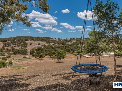 69 Shady Hills View, Bullsbrook WA 6084