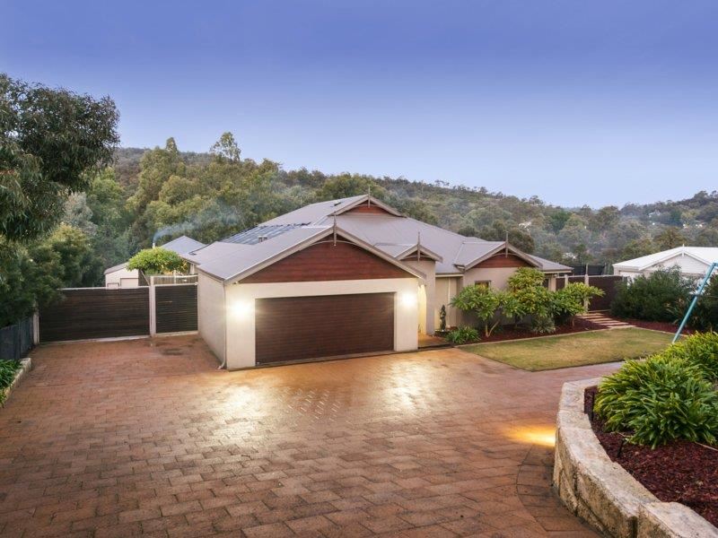 21 Brora Grove, Boya WA 6056