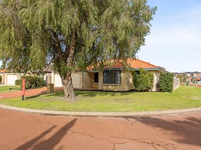 22 Aviemore Green, Canning Vale WA 6155