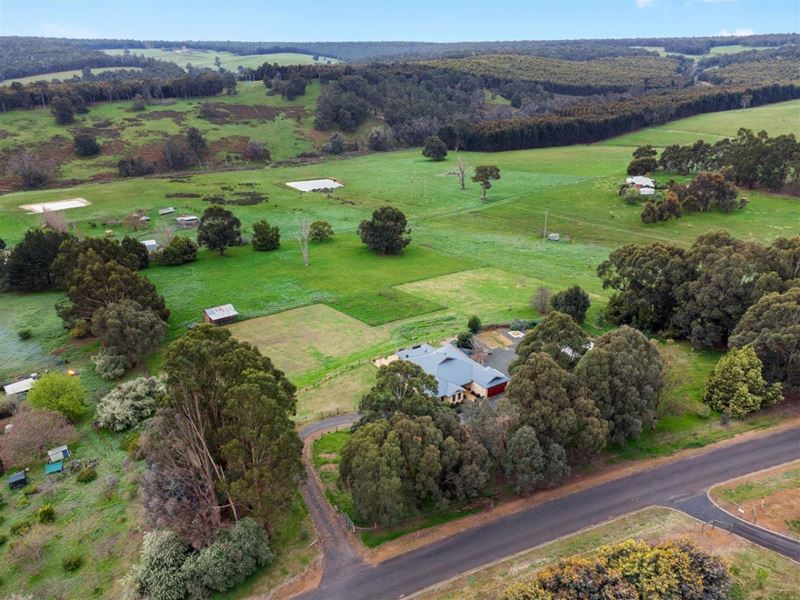 33 Statesmen Court, Kangaroo Gully