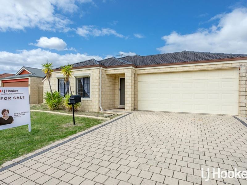 132 Boardman Road, Canning Vale WA 6155