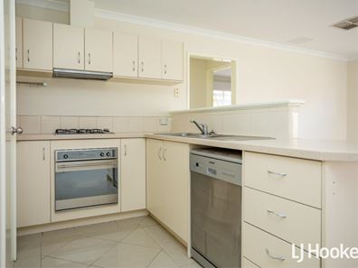 132 Boardman Road, Canning Vale WA 6155