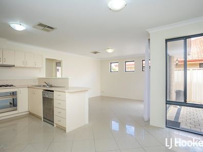 132 Boardman Road, Canning Vale WA 6155