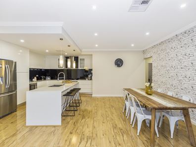 5A Elstead Way, Morley WA 6062