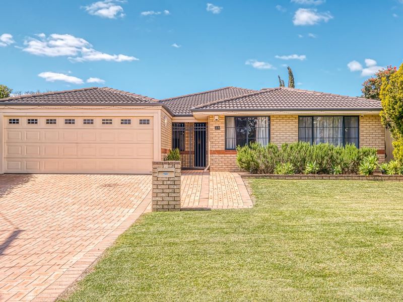 38 Woodmore Road, Langford