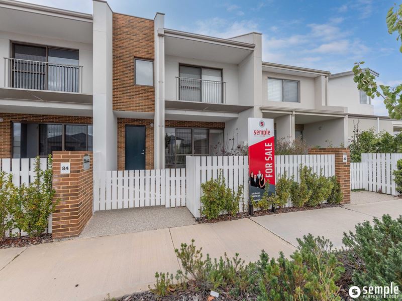 84 Sunstone Boulevard, Treeby
