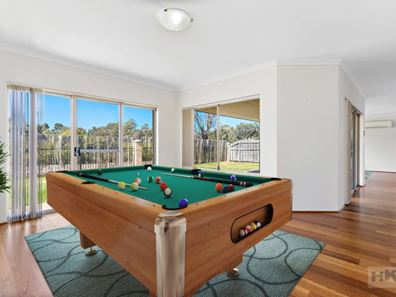 9 Convallis Vista, The Vines WA 6069