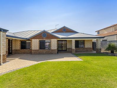 11 Villefranche Rise, Port Kennedy WA 6172