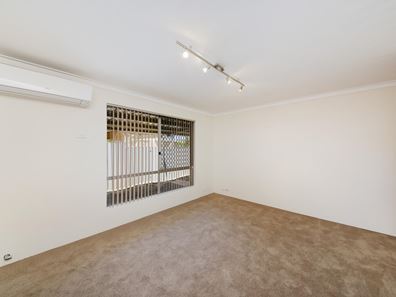 11/11 Gibson Court, Morley WA 6062