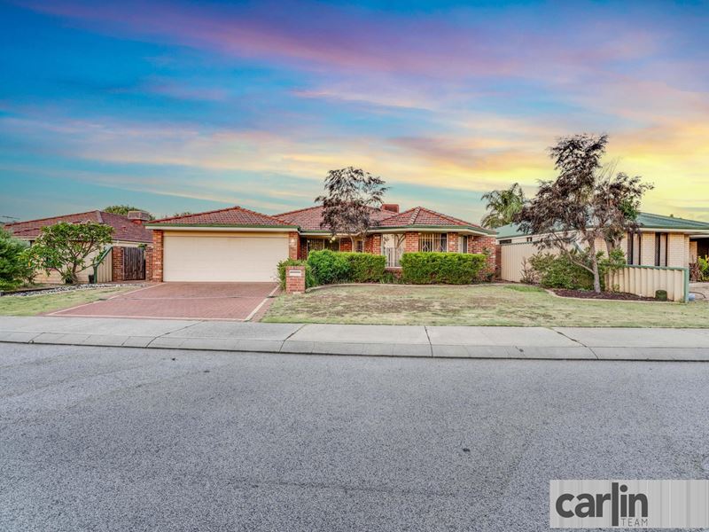 6 Caroline Crescent, Bertram