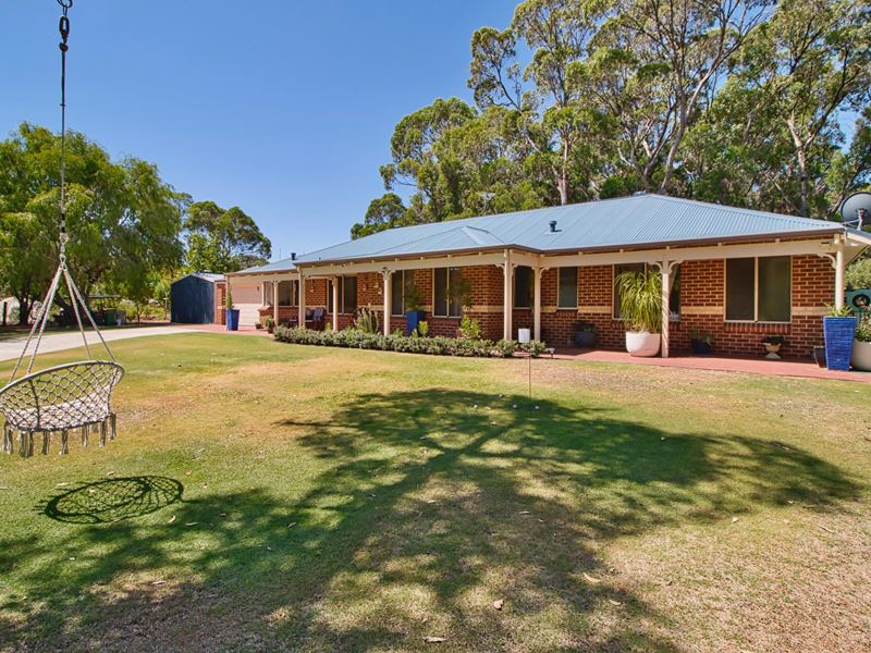 8 Oak Way, Baldivis