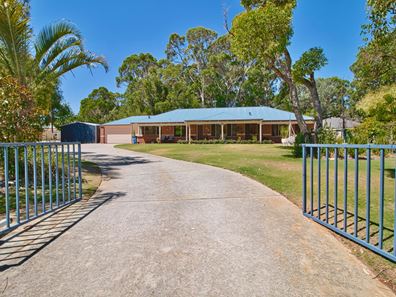 8 Oak Way, Baldivis WA 6171
