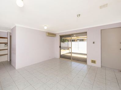 11 Oceanic  Court, Port Kennedy WA 6172