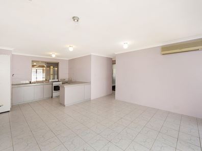 11 Oceanic  Court, Port Kennedy WA 6172