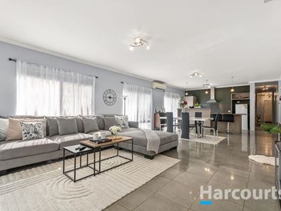 11 Springthorpe Terrace, Clarkson WA 6030