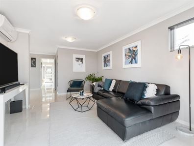 47B Grandis Boulevard, Banksia Grove WA 6031