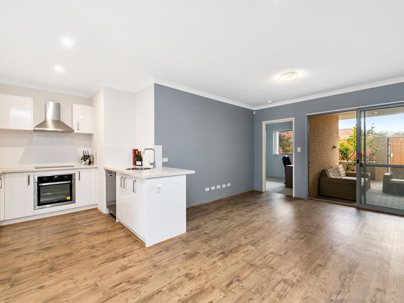 4/3 Ewing Street, Bentley