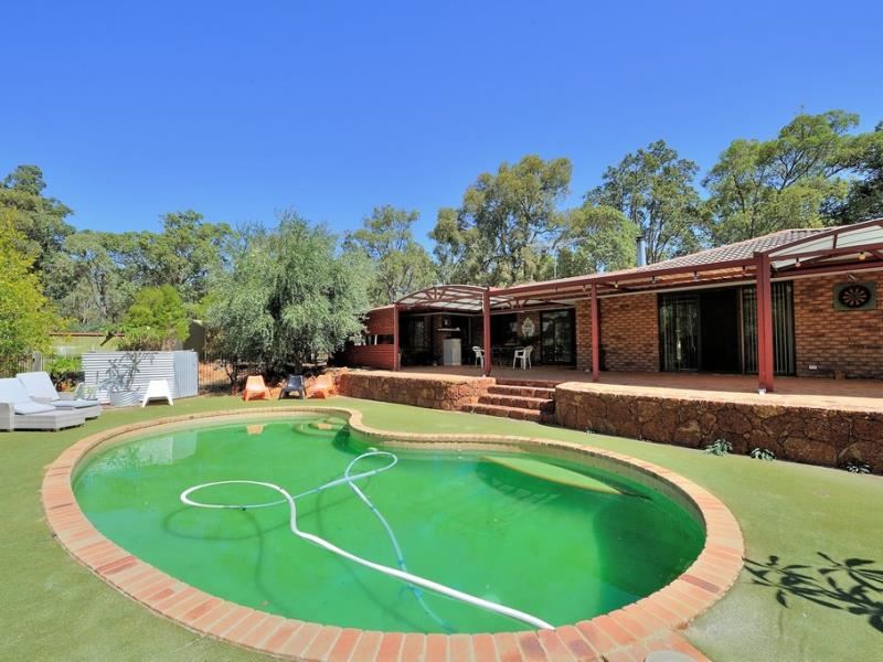 795 Marshwood Place, Sawyers Valley