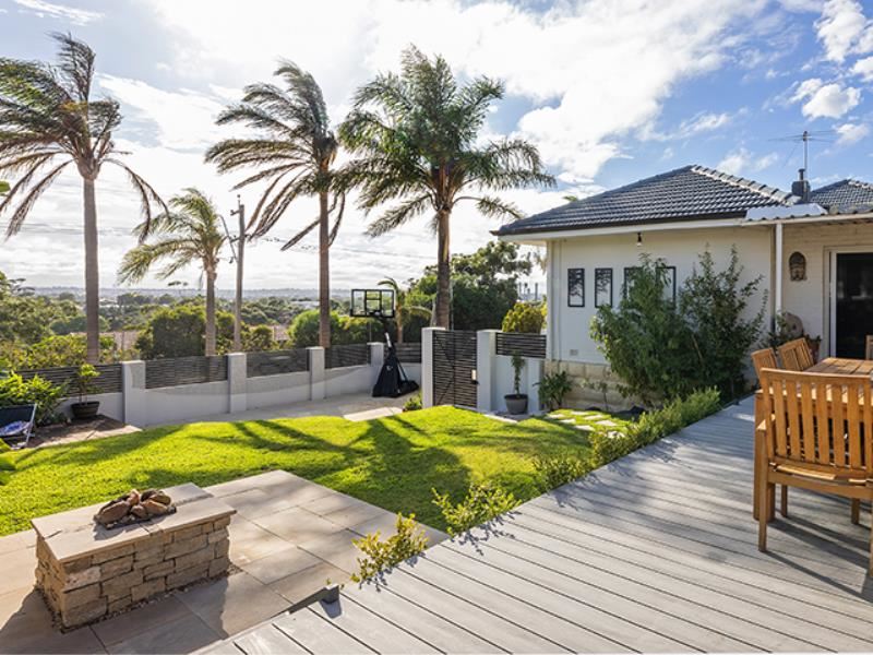 291 Scarborough Beach Road, Doubleview