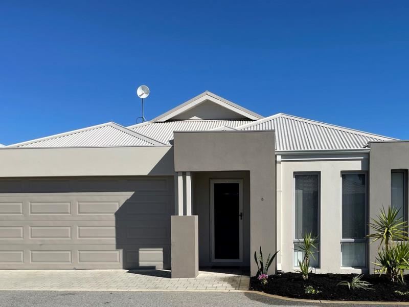 8/11 Carnation Street, Canning Vale