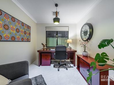 10 Piermont Avenue, Burns Beach WA 6028