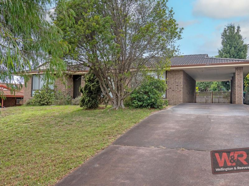 60 Discovery Dr, Spencer Park WA 6330