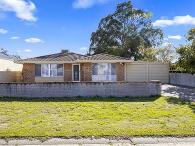 28 Nyara Crescent, Craigie WA 6025