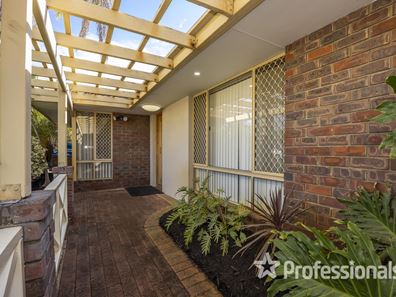 26 Cahow Grove, Ballajura WA 6066