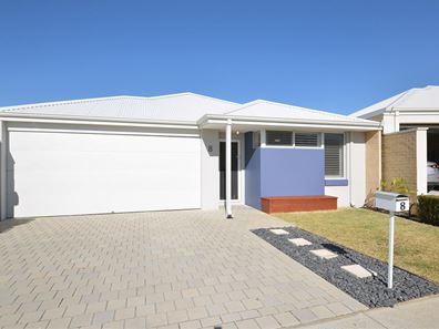 8 Manila Road, Clarkson WA 6030