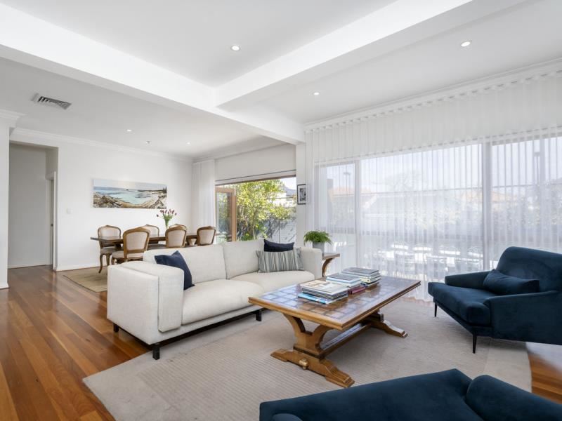 19 Parker Road, Claremont