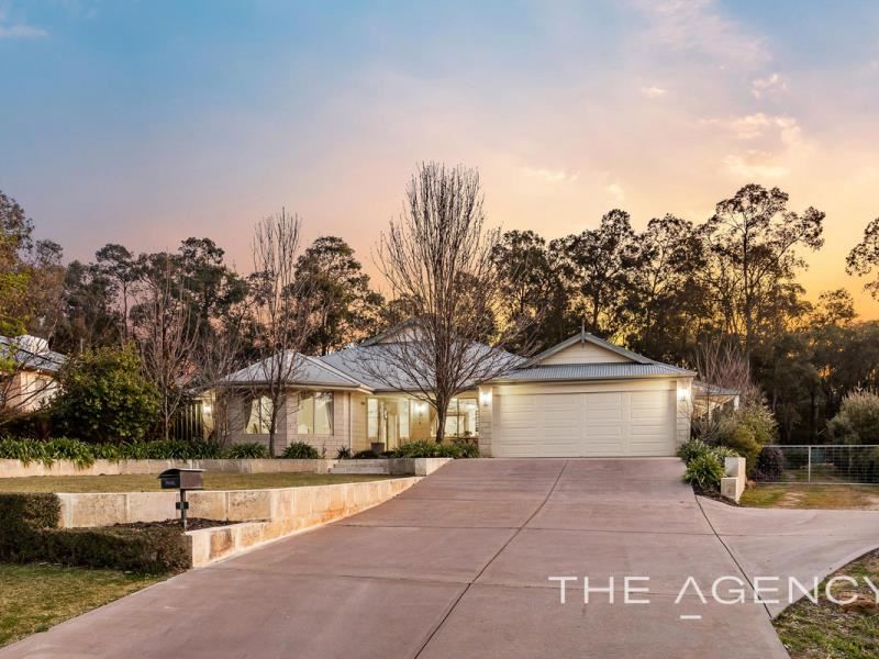 8 Swift Turn, Parkerville