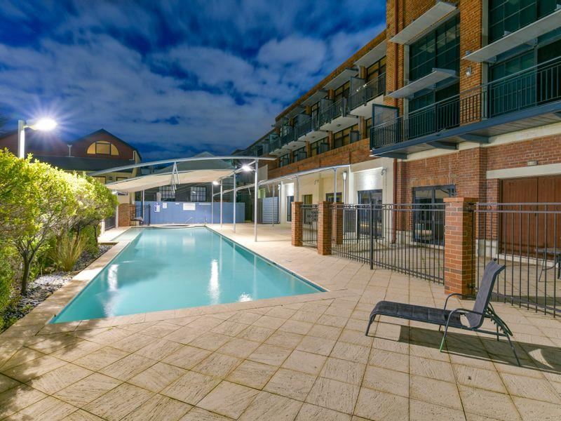 4/10 Pendal Lane, Perth WA 6000