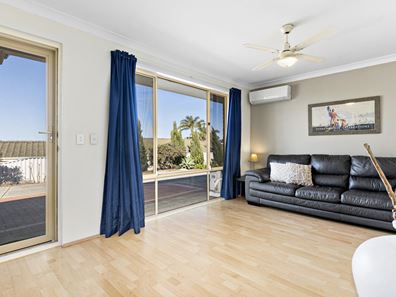 23A Yorrell Place, Halls Head WA 6210