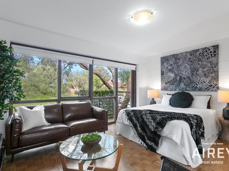 101/14 McNamara Way, Cottesloe