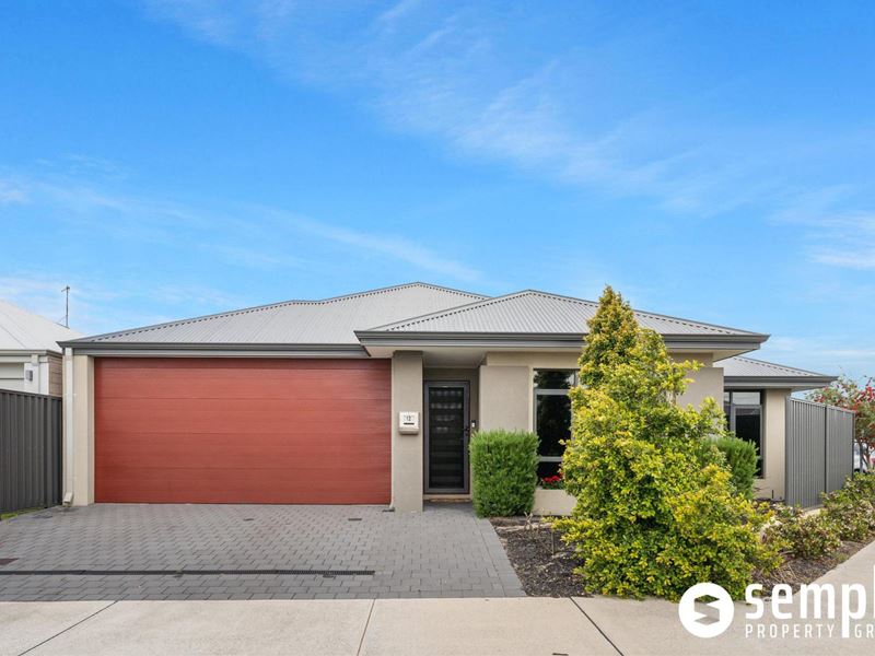 12 Greensand Promenade, Treeby