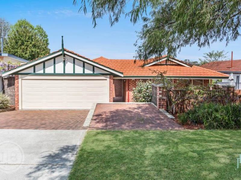 25B Coolidge Street, Como