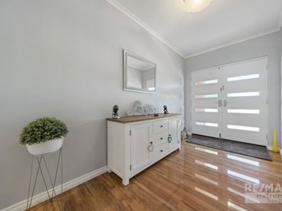 1 Kulana Way, Carramar WA 6031