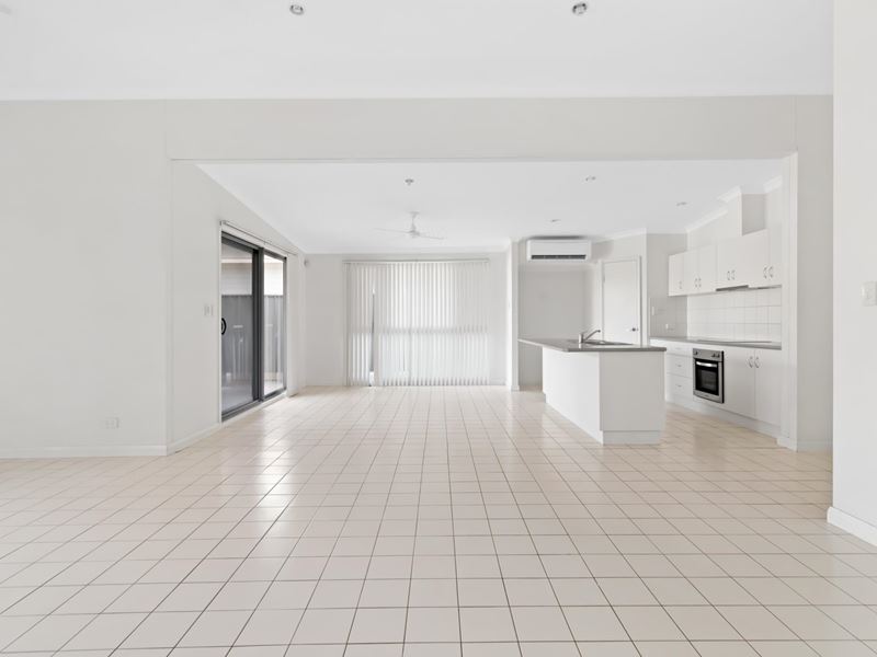 13 Wedgetail Eagle Avenue, Nickol