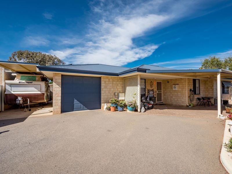 4/38 Crowtherton Street, Bluff Point