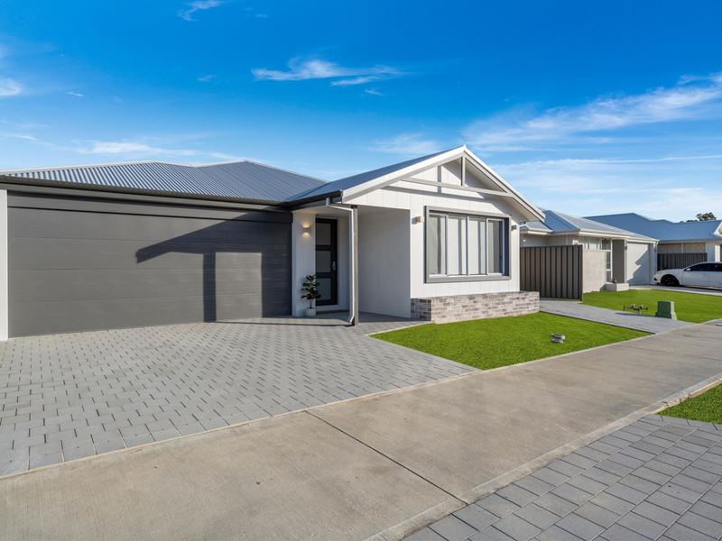 56 Seahawk Drive, Erskine