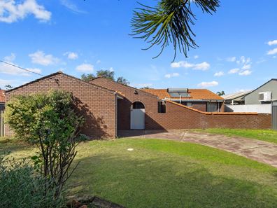 36 Cambridge Crescent, Cooloongup WA 6168