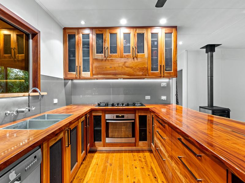 75 Yamashita Street, Roebuck