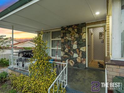 32 Nathaniel Way, Orelia WA 6167