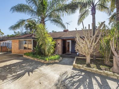 17 Barron Way, Orelia WA 6167