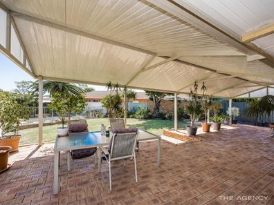 15 Caprella Street, Heathridge WA 6027