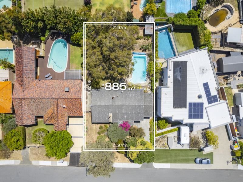 8 Dampier Avenue, City Beach