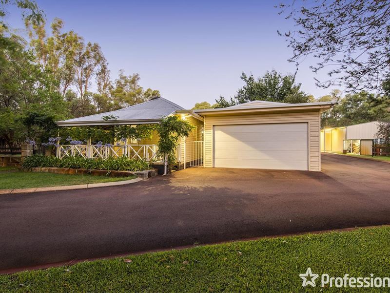 31 Lorenz Way, Oakford