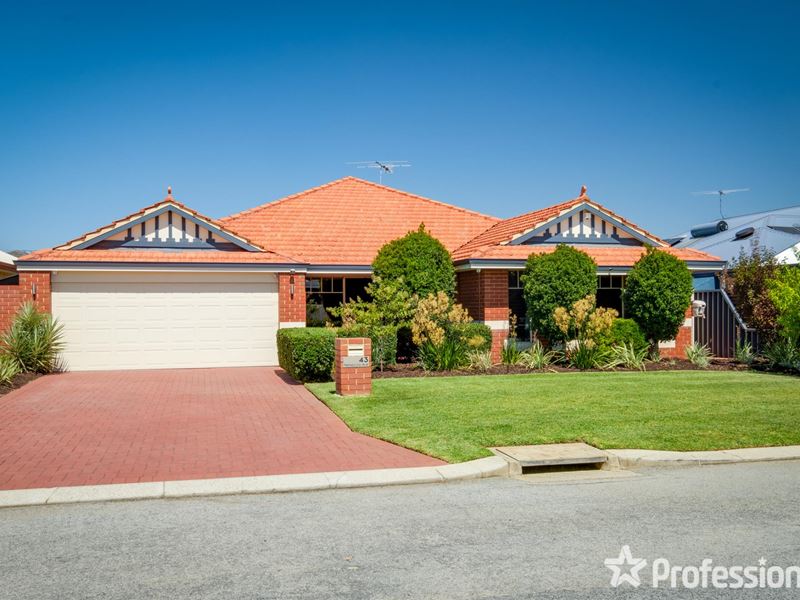 43 Pensacola Avenue, Caversham WA 6055